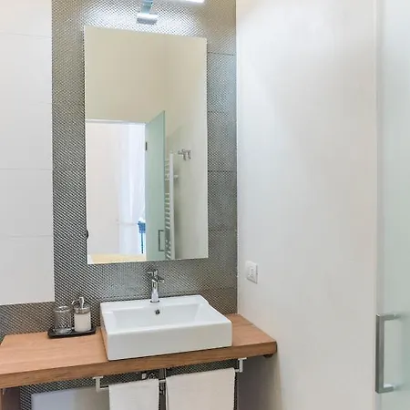 A Misura Duomo & - Ls 4*