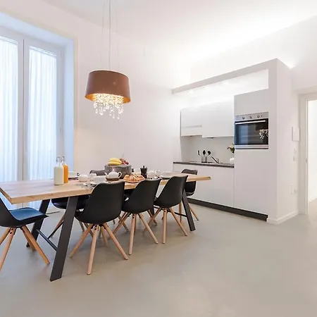 A Misura Duomo & - Ls 4*