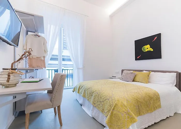 A Misura Duomo & - Ls 4* Неаполь